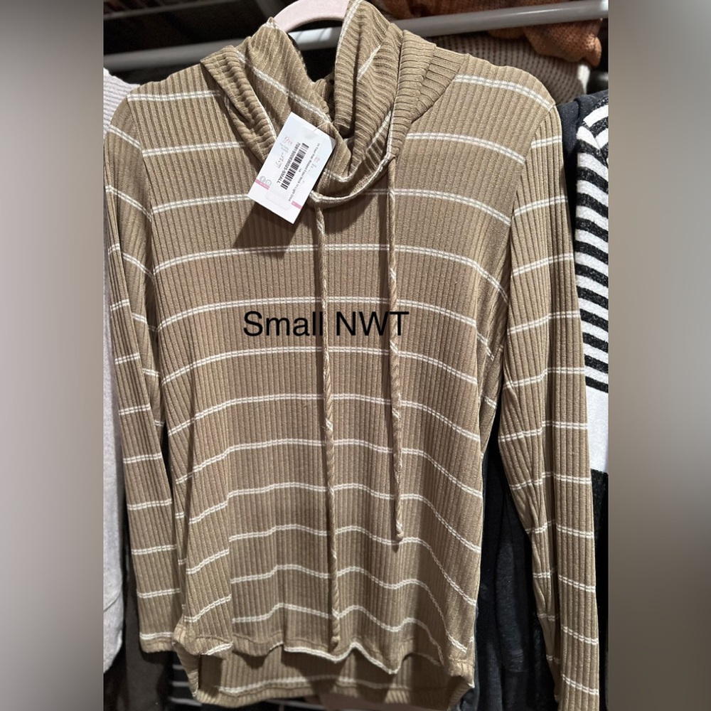Staccato Cowl Neck NWT